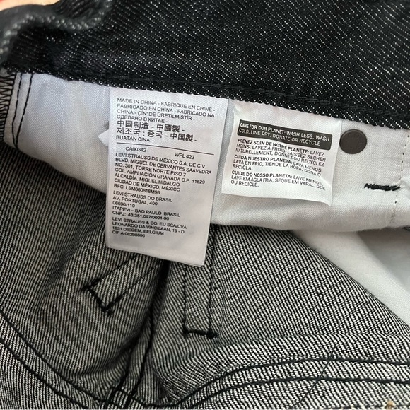 NEW LEVIS sz 30 GIRLS DON'T CRY Black 701 Straight High Rise Jeans - Picture 9 of 9